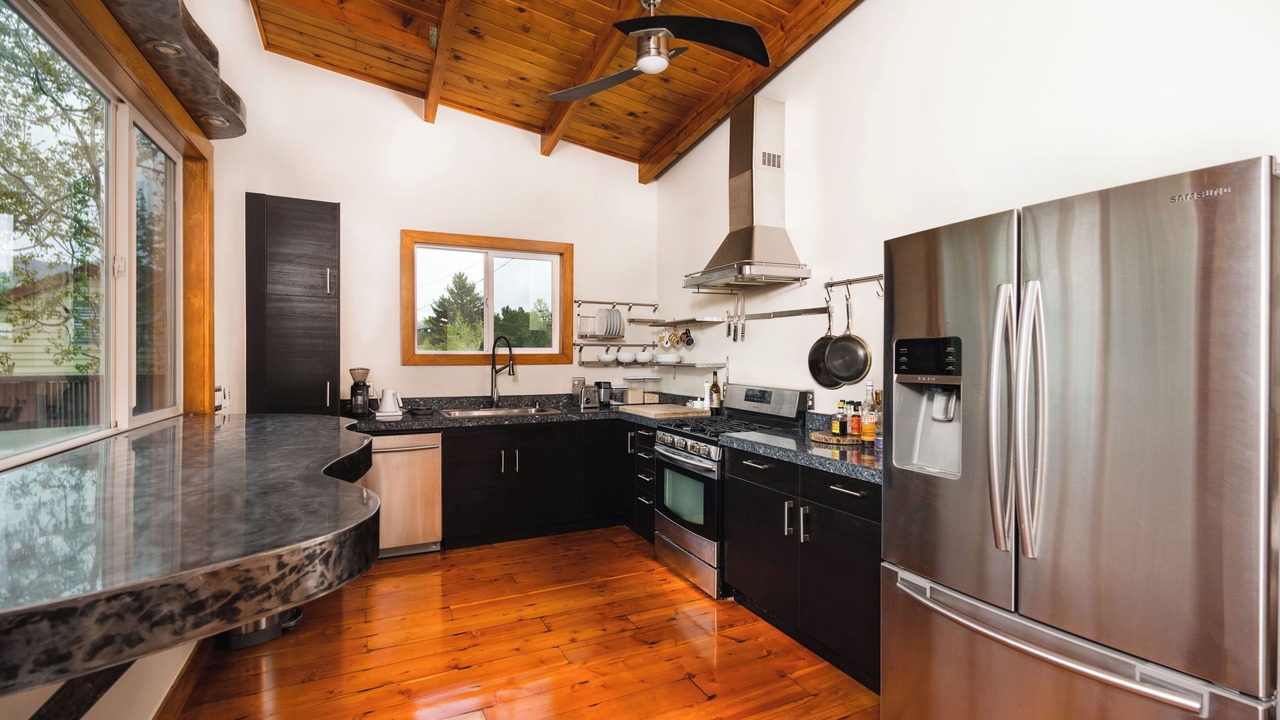 Photo of Kitchen in Heeney