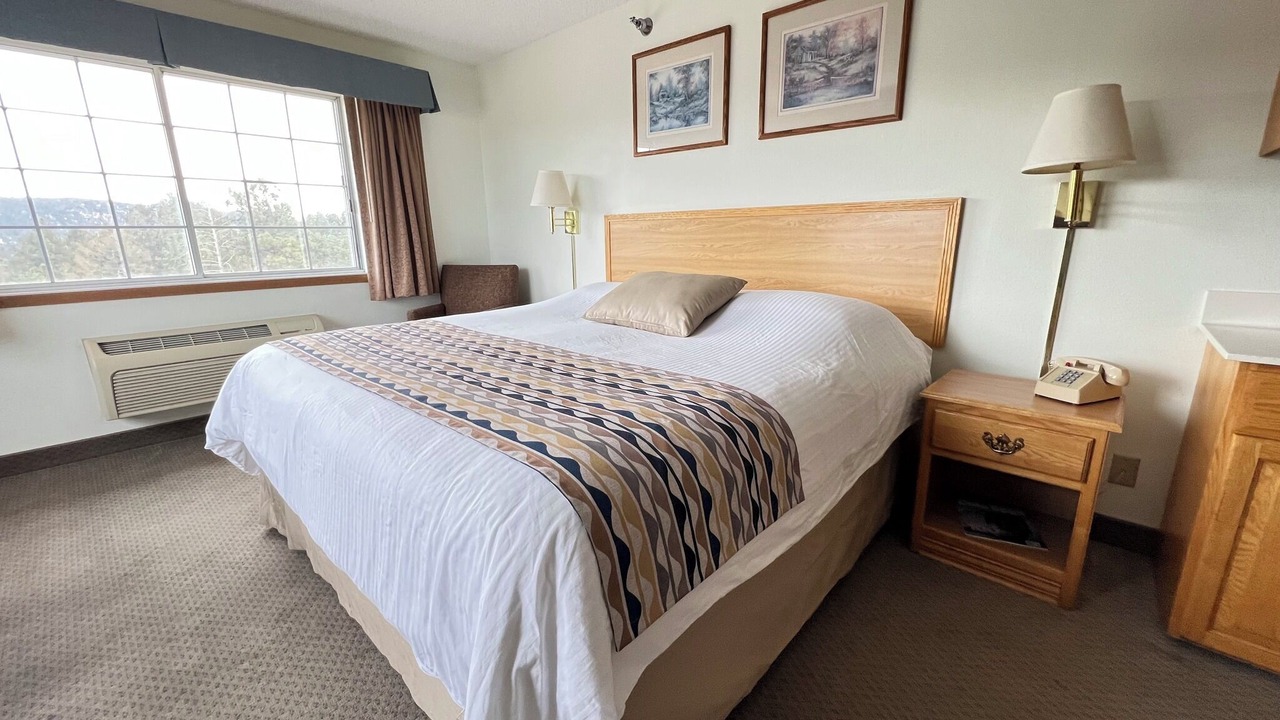 Photo of Bedroom in Woodland Park
