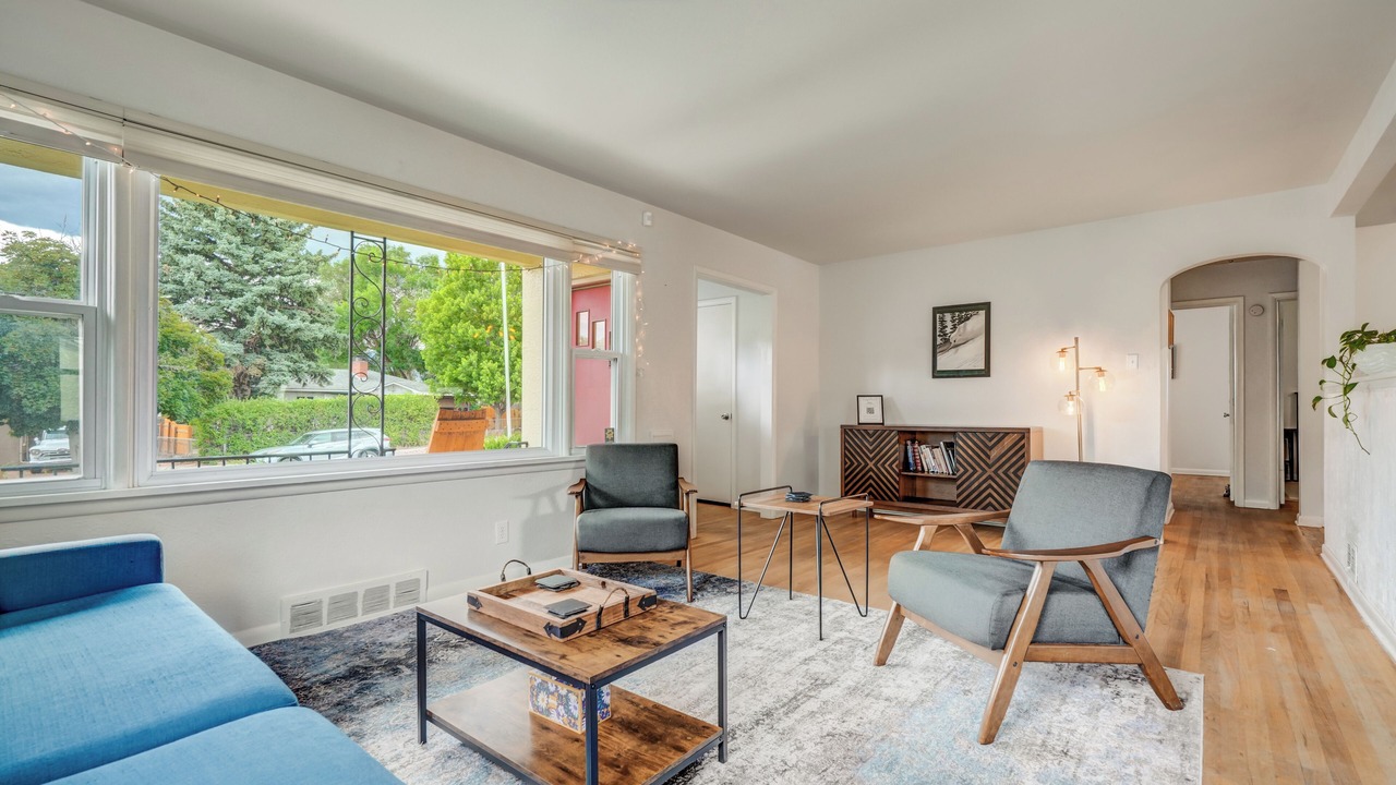 Photo of Livingroom in East Colorado Springs
