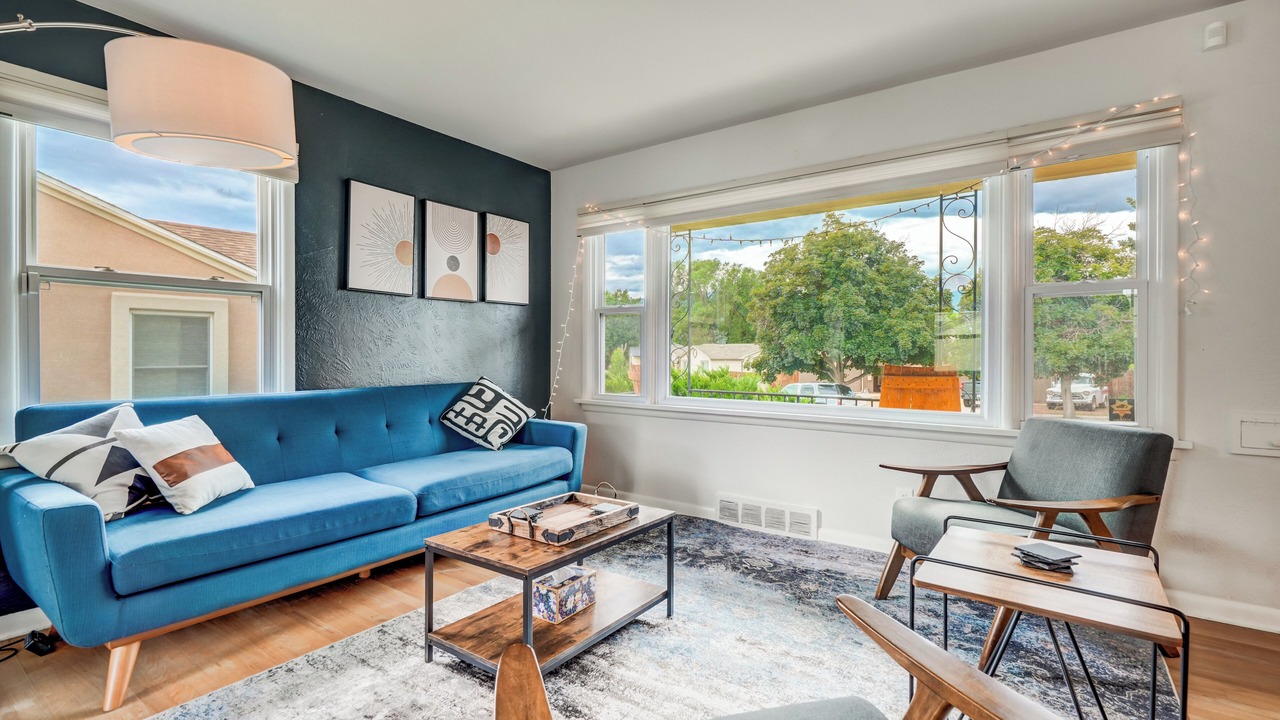 Photo of Livingroom in East Colorado Springs