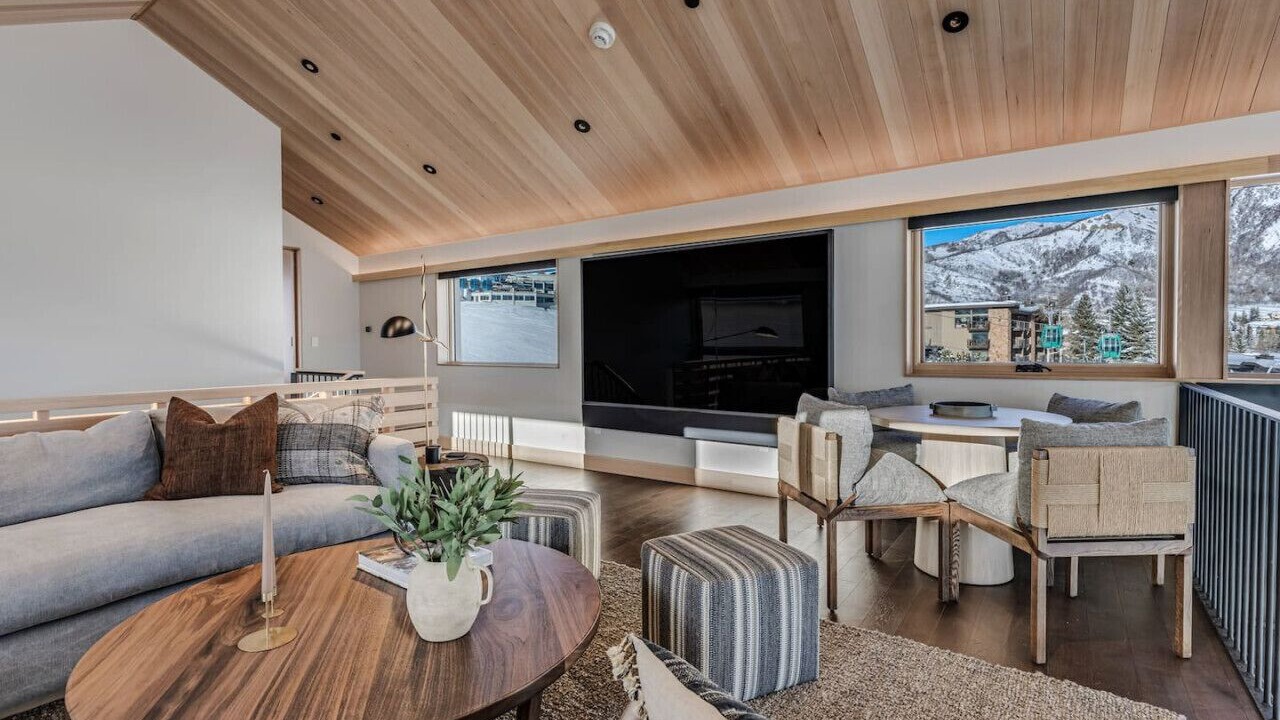 Photo of Livingroom in Snowmass Village