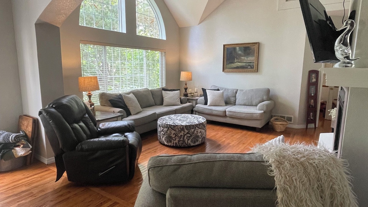 Photo of Livingroom in Thornton