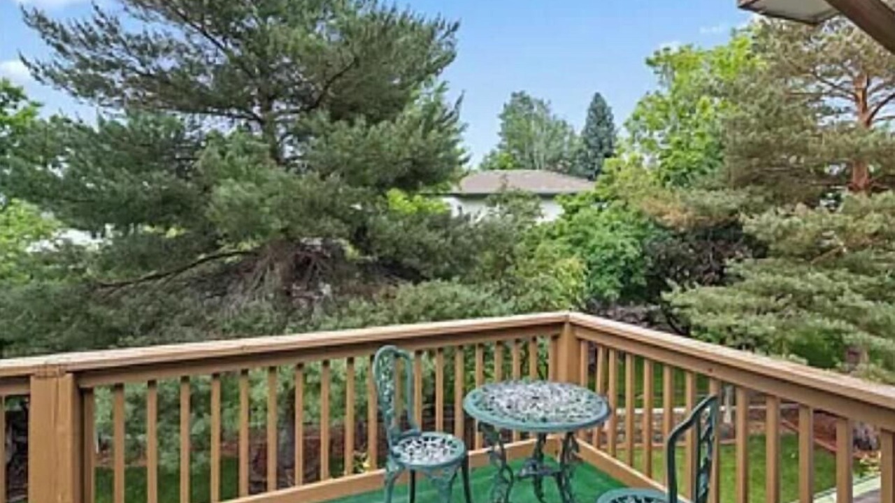 Photo of Outdoor in Thornton