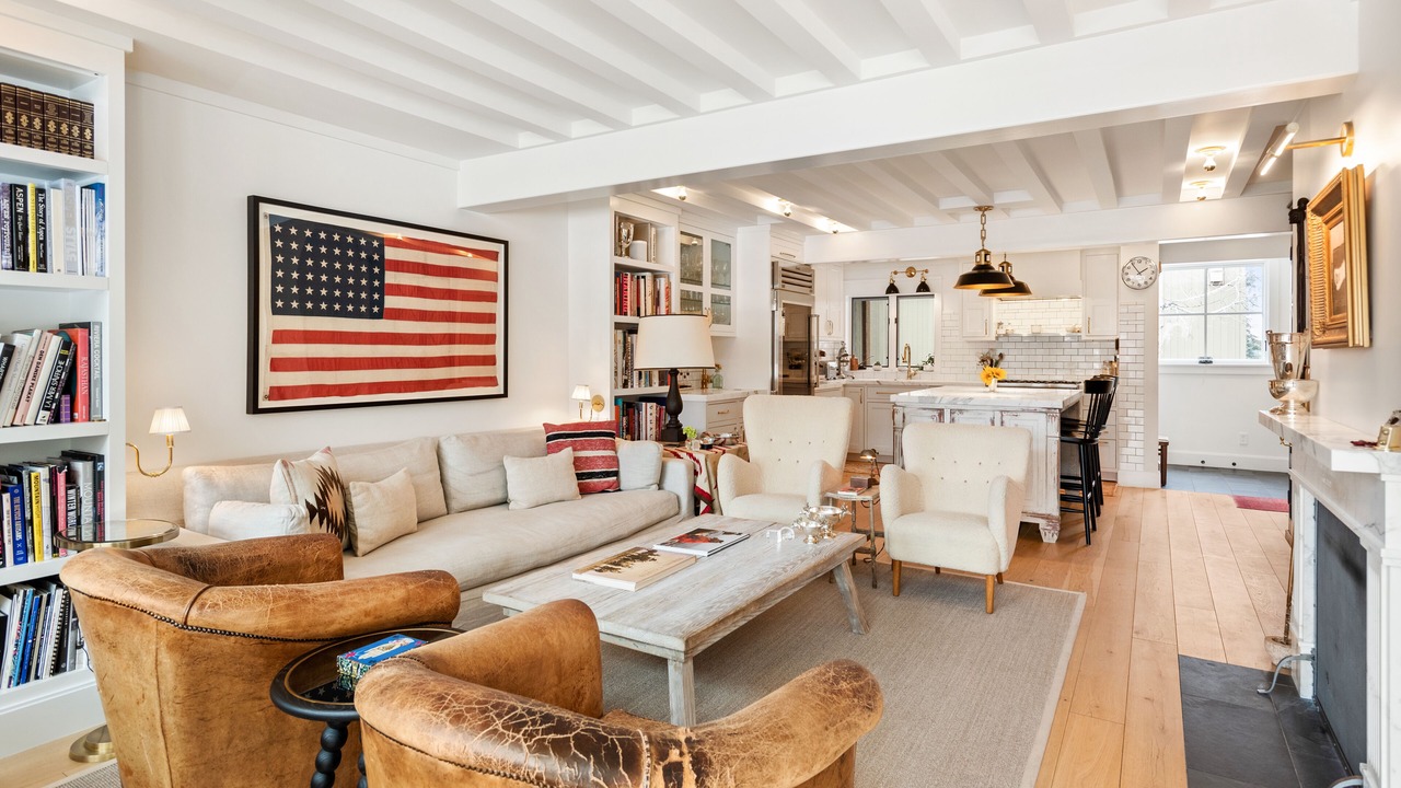 Photo of Livingroom in West End