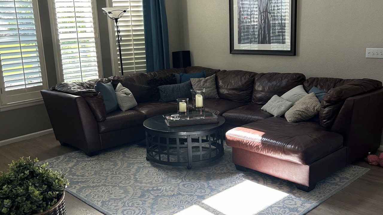 Photo of Livingroom in Castle Pines North