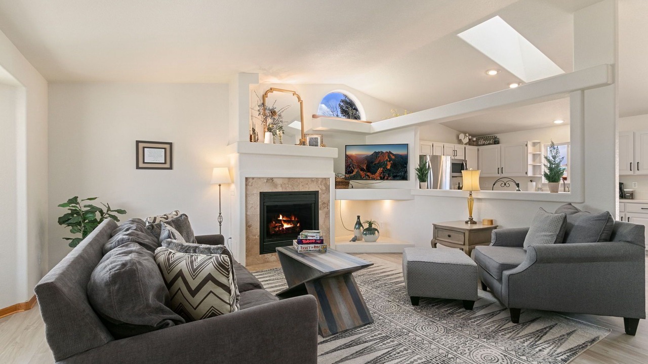 Photo of Livingroom in Loveland