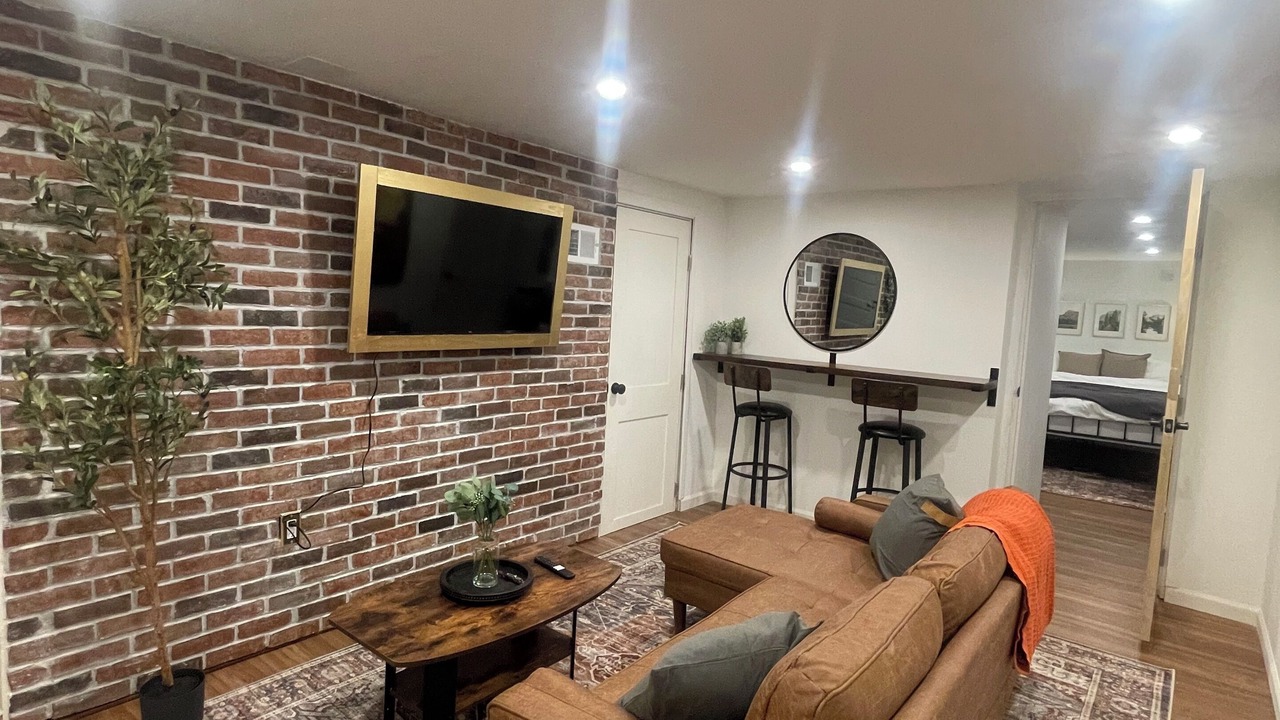 Photo of Livingroom in Lincoln Park