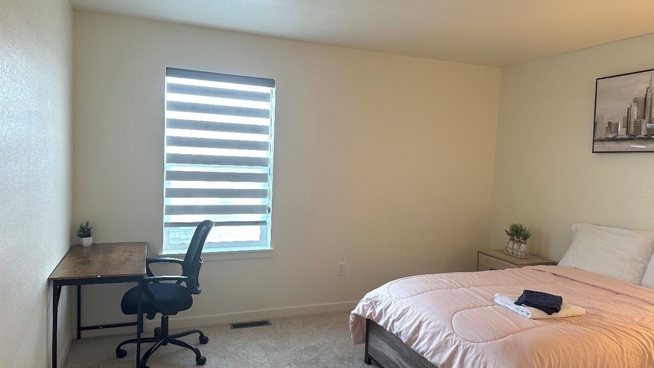 Photo of Bedroom in Commerce City
