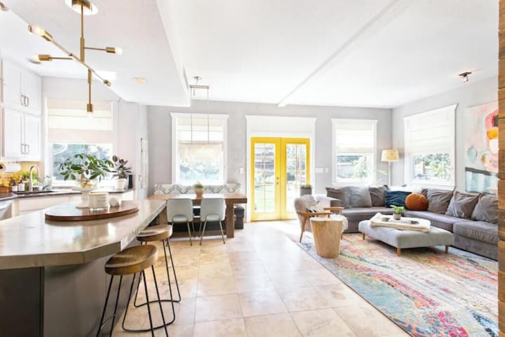 Photo of Livingroom in Louisville