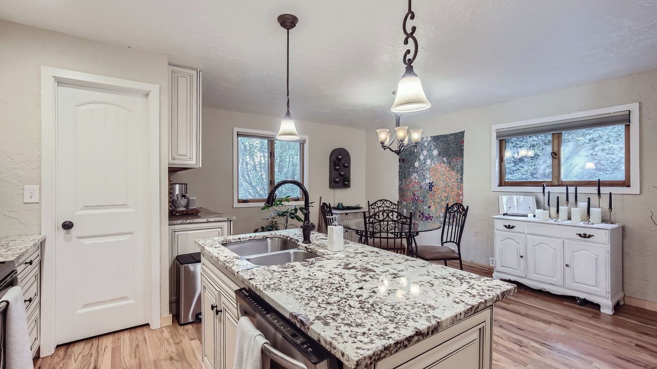 Photo of Kitchen in Lyons