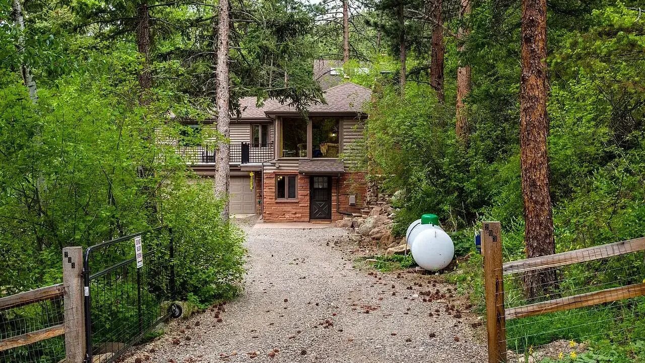 Photo of Outdoor in Lyons