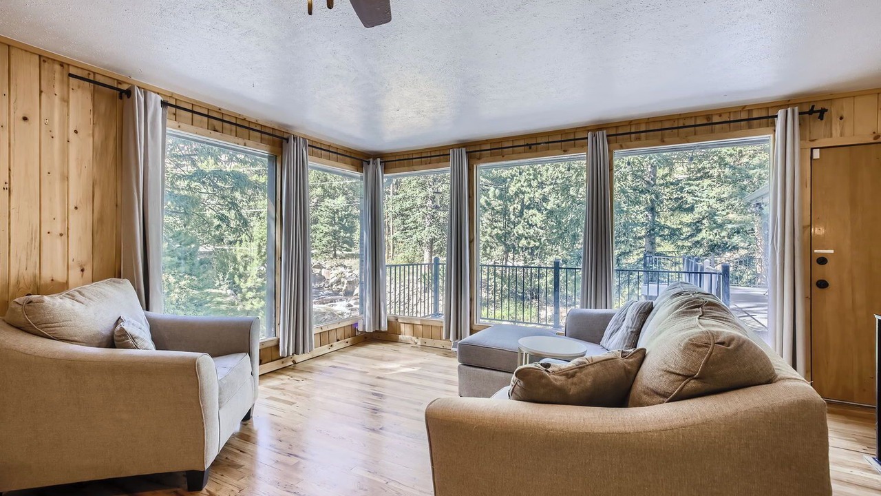 Photo of Livingroom in Lyons