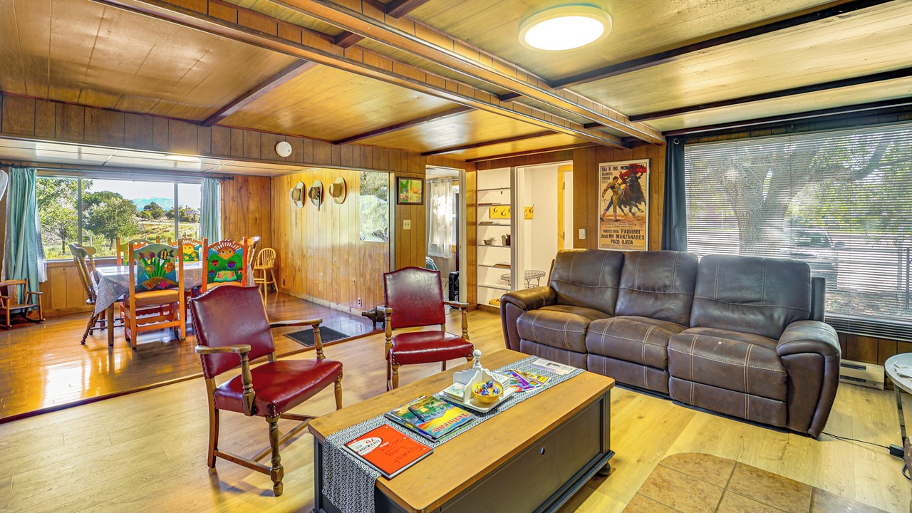 Photo of Livingroom in Marvel
