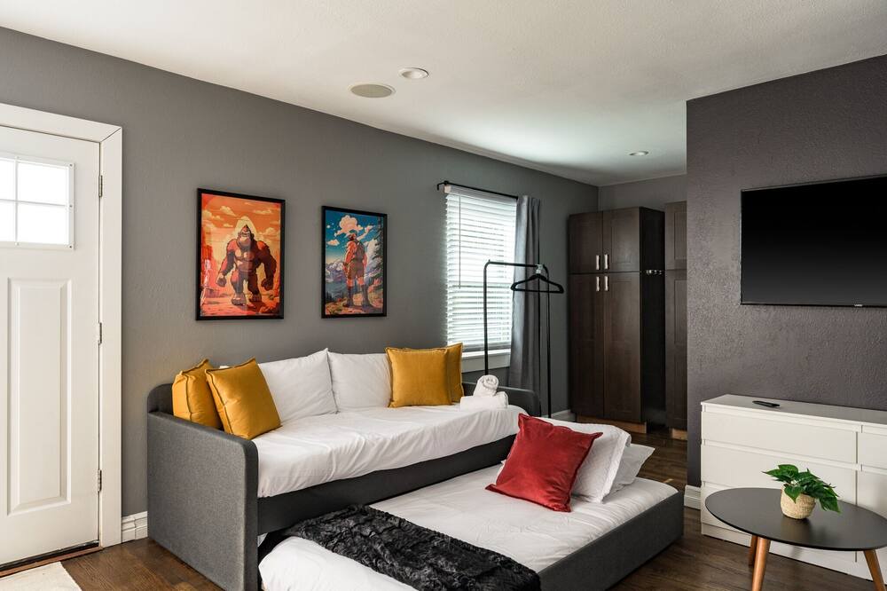 Photo of Livingroom in Olde Town Arvada