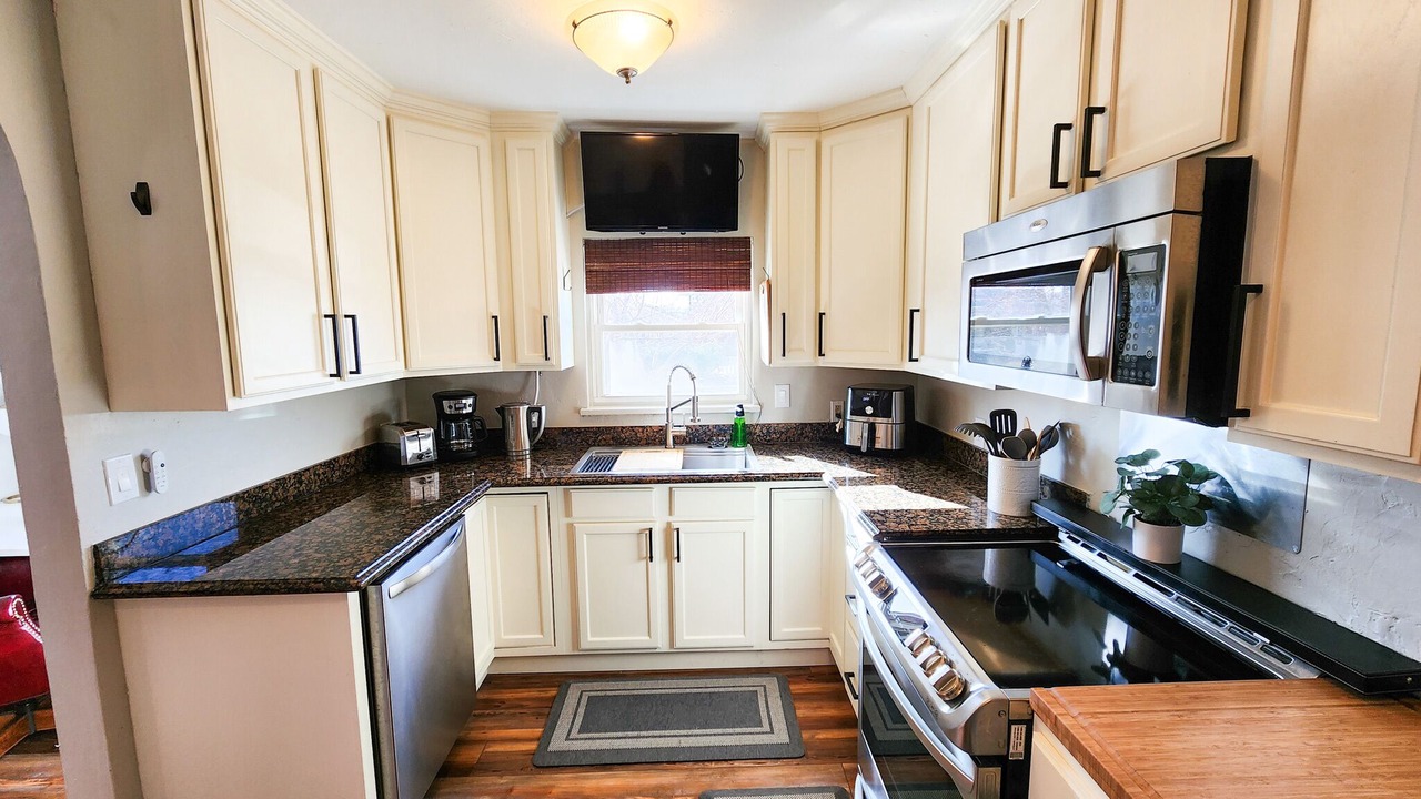 Photo of Kitchen in Englewood