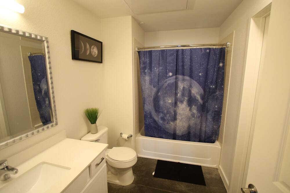 Photo of Bathroom in Baker