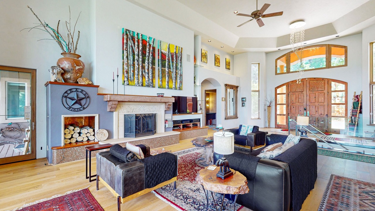 Photo of Livingroom in Trimble