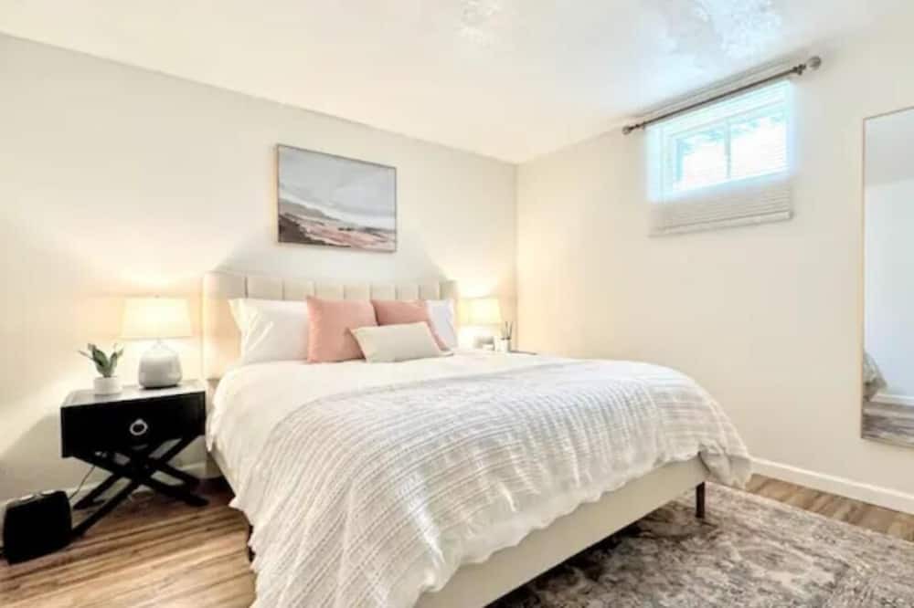 Photo of Bedroom in Alta Vista Area