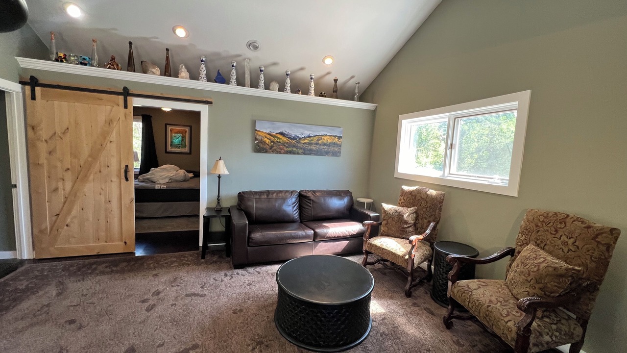 Photo of Livingroom in Idledale