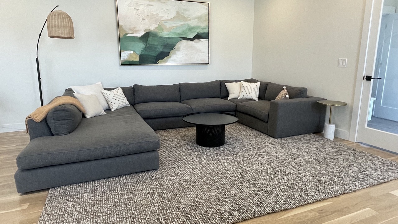 Photo of Livingroom in Sloan Lake