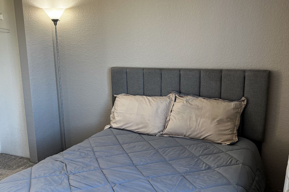 Photo of Bedroom in Green Valley Ranch