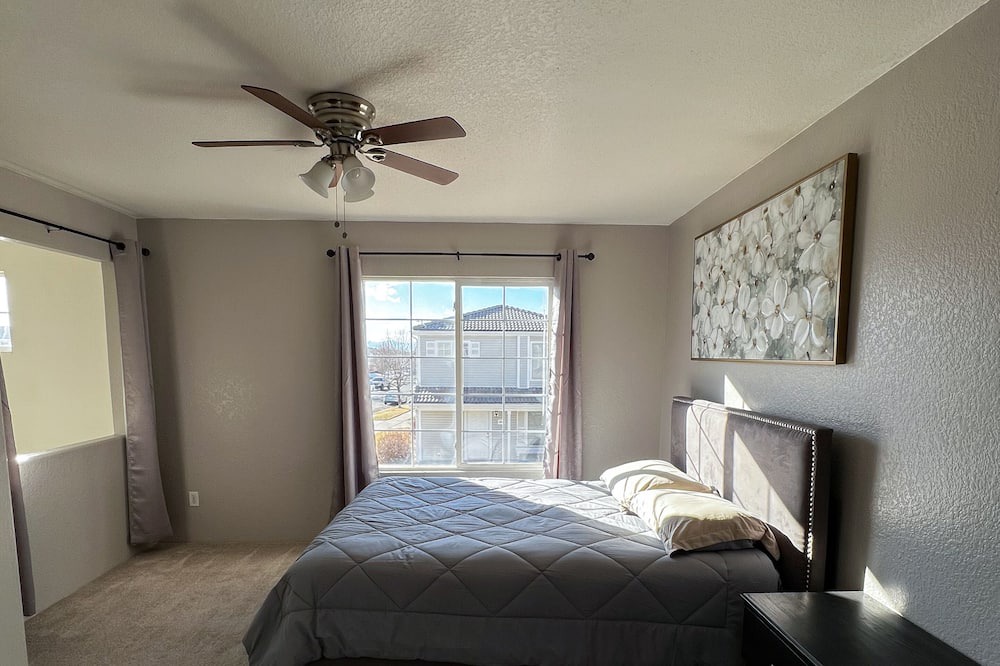 Photo of Bedroom in Green Valley Ranch