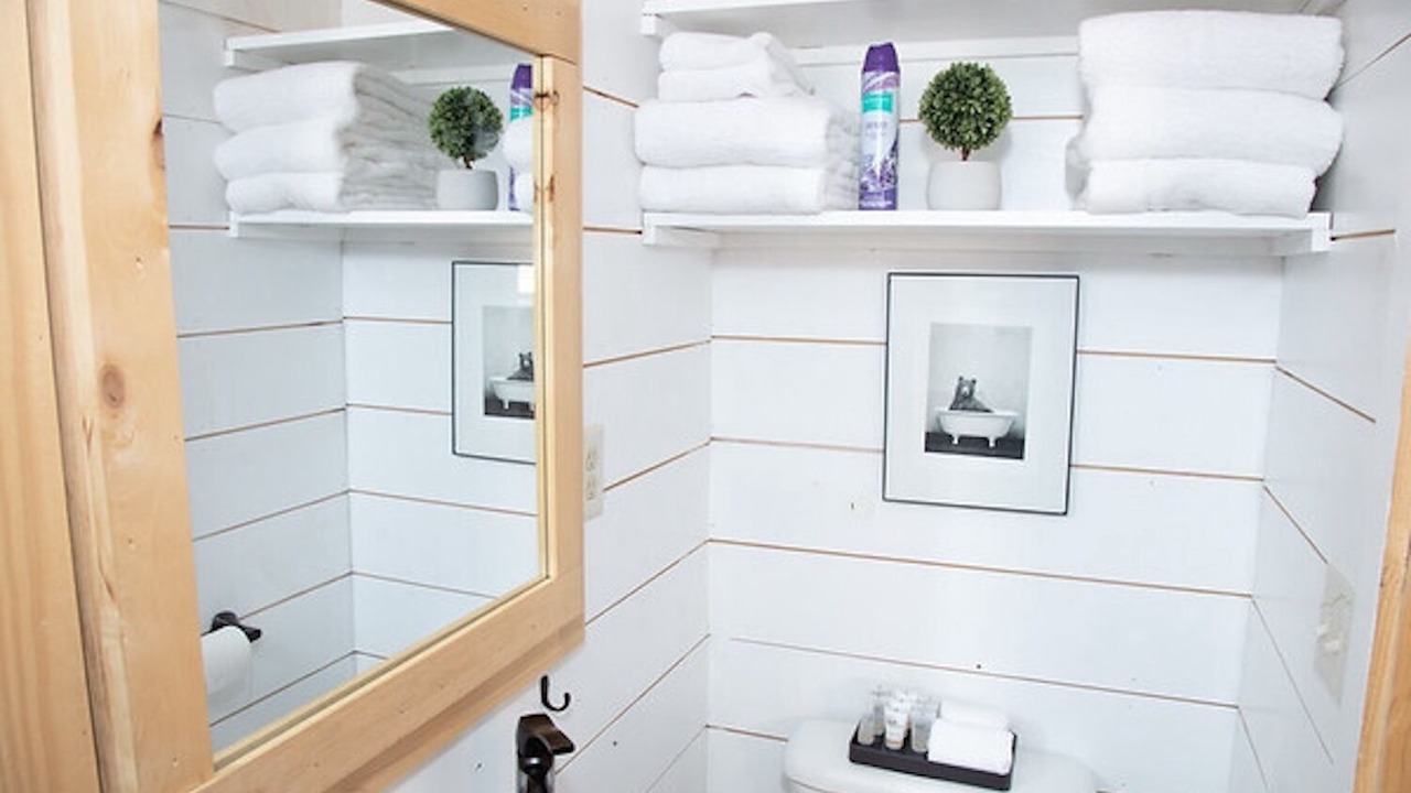 Photo of Bathroom in Meeker