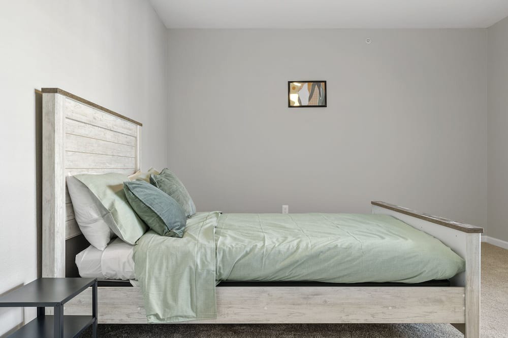 Photo of Bedroom in Englewood