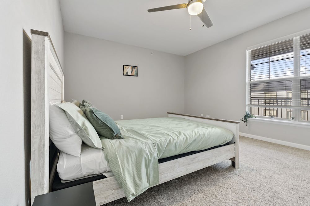 Photo of Bedroom in Englewood