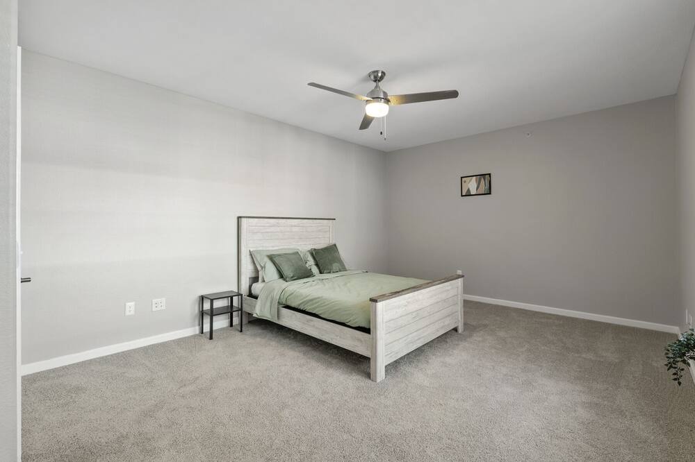 Photo of Bedroom in Englewood