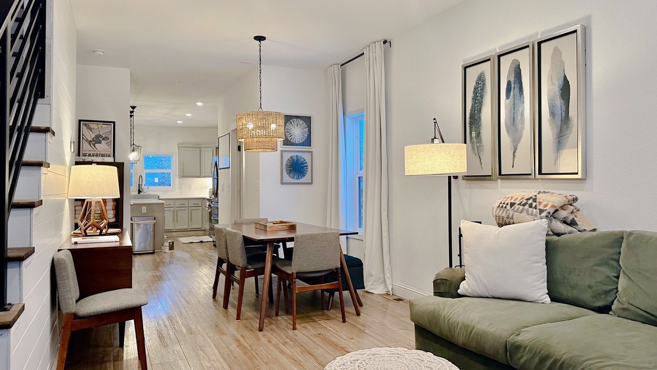 Photo of Livingroom in Summit Cove