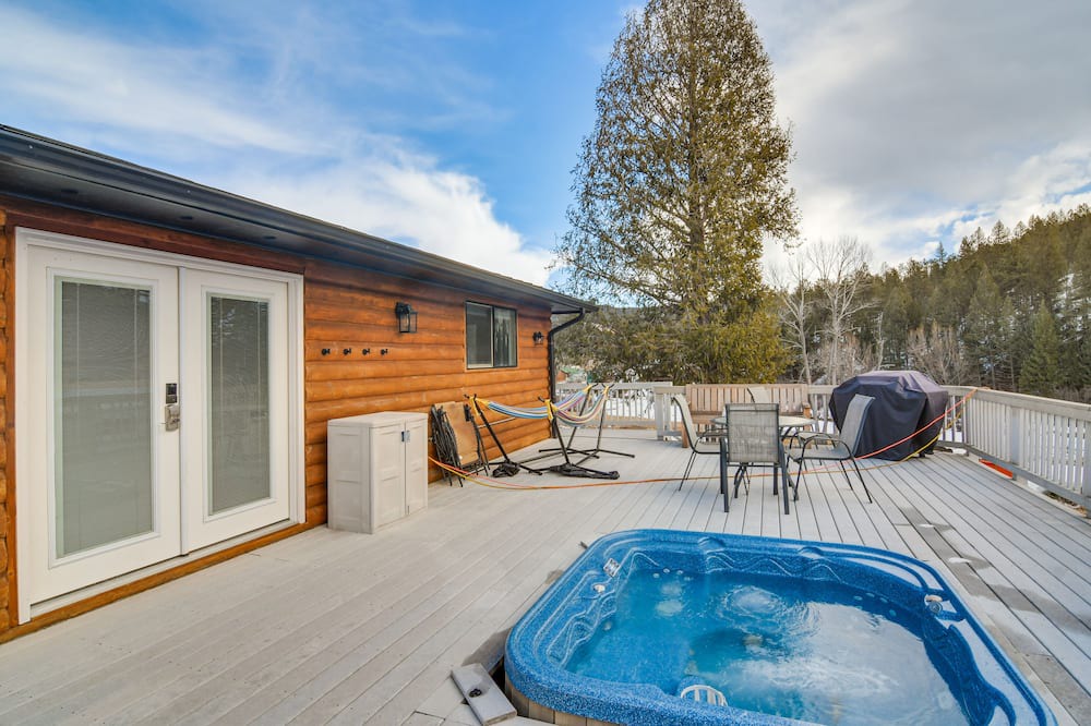 Photo of Outdoor in Pine