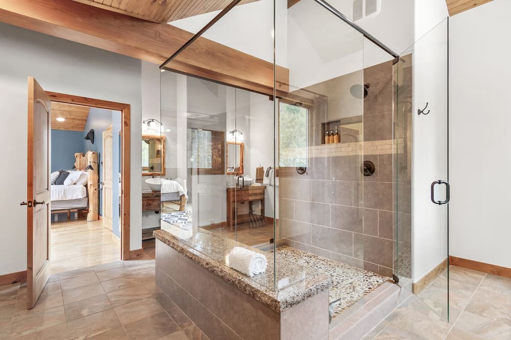 Photo of Bathroom in Breckenridge