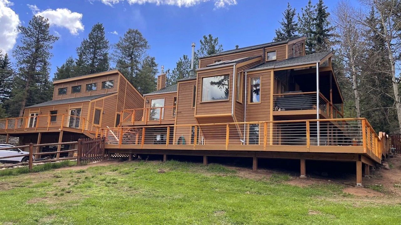 Photo of Outdoor in Pine