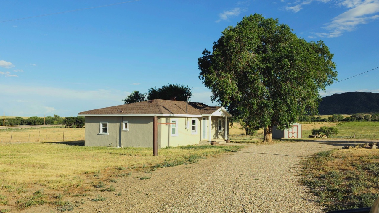 Photo of Outdoor in Aguilar