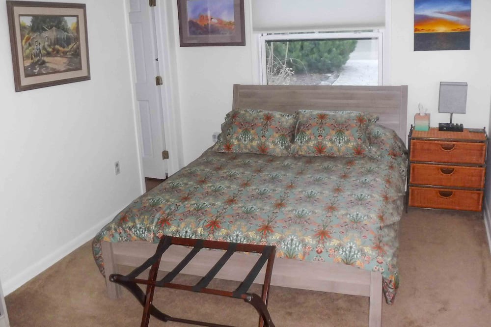 Photo of Bedroom in Golden