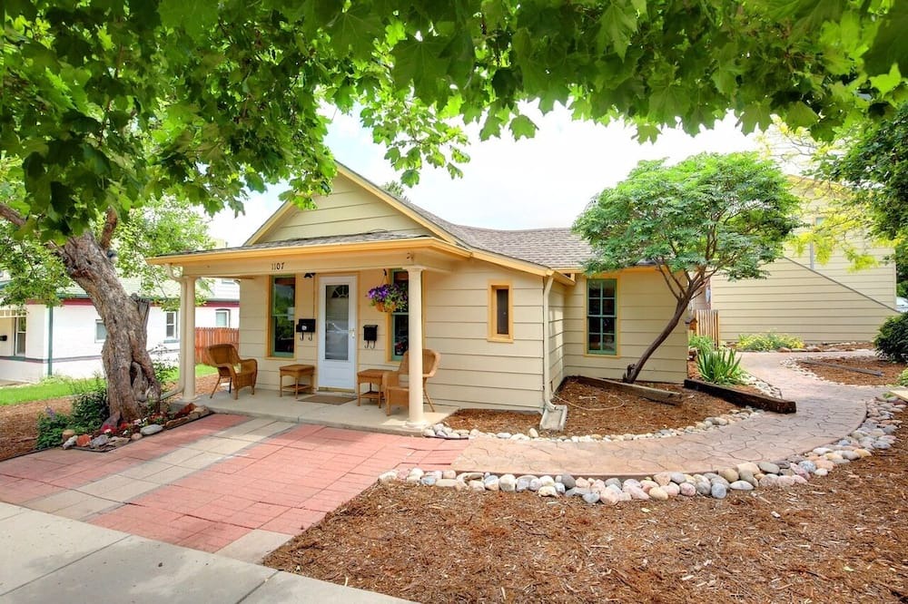 Photo of Outdoor in Golden