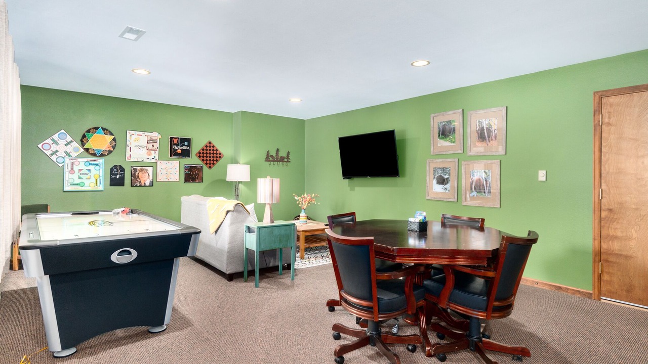 Photo of Bedroom in Aspen Brook