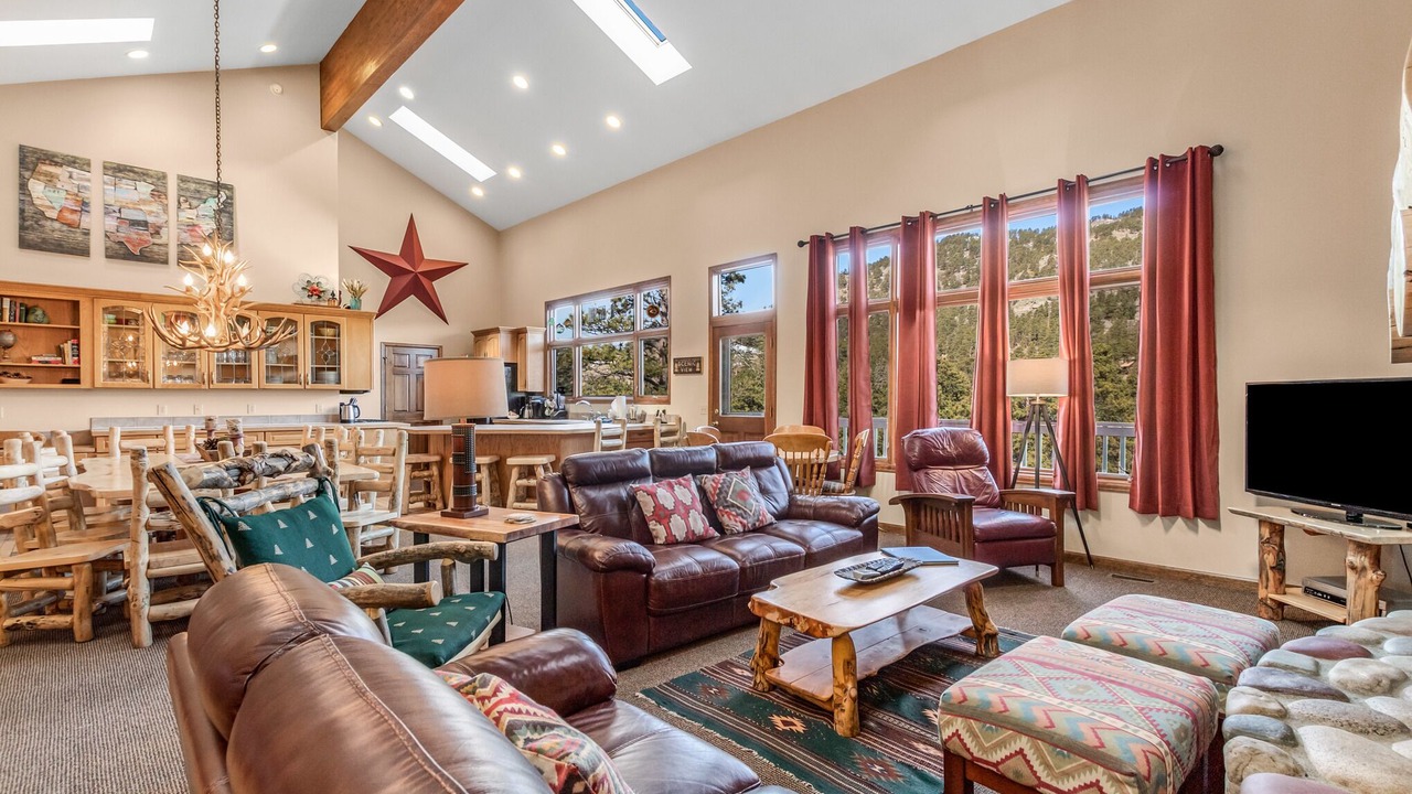 Photo of Livingroom in Aspen Brook