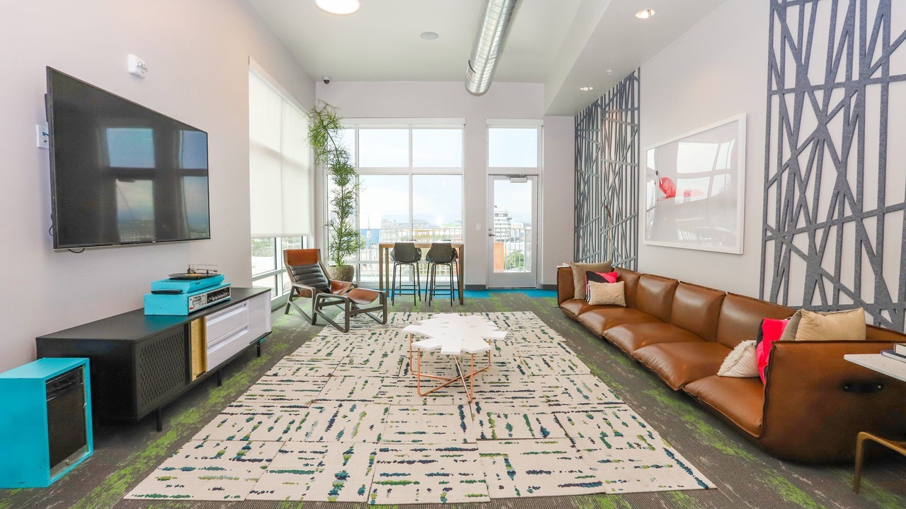 Photo of Livingroom in Cole