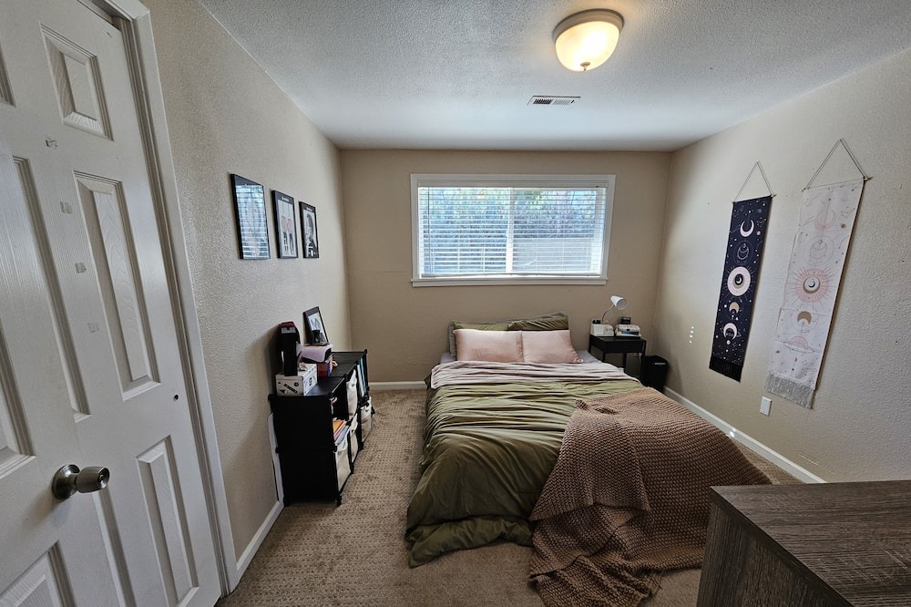 Photo of Bedroom in Wheat Ridge