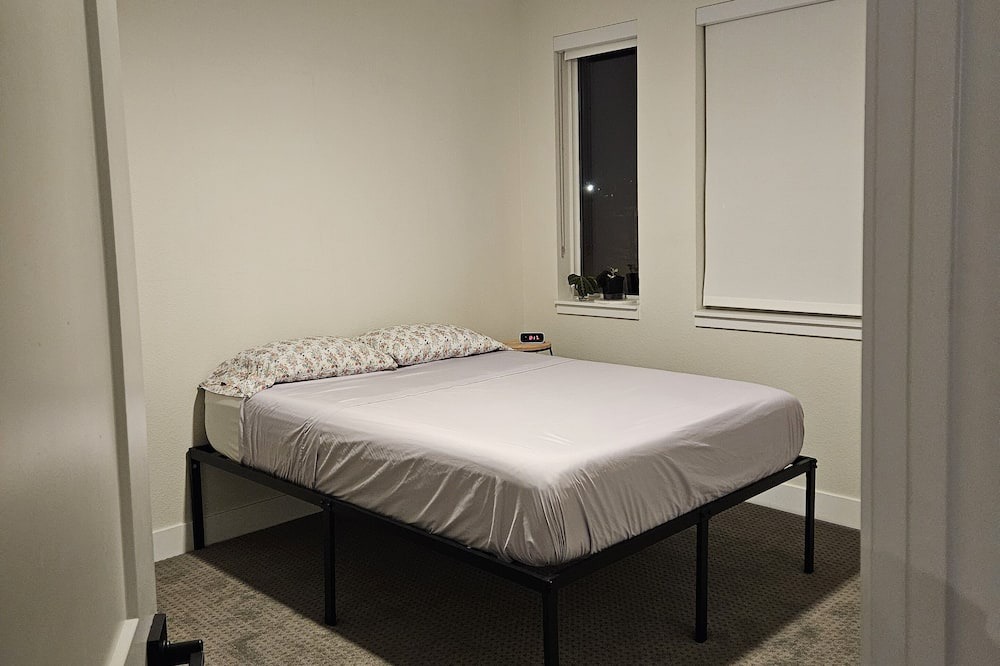 Photo of Bedroom in Lakewood