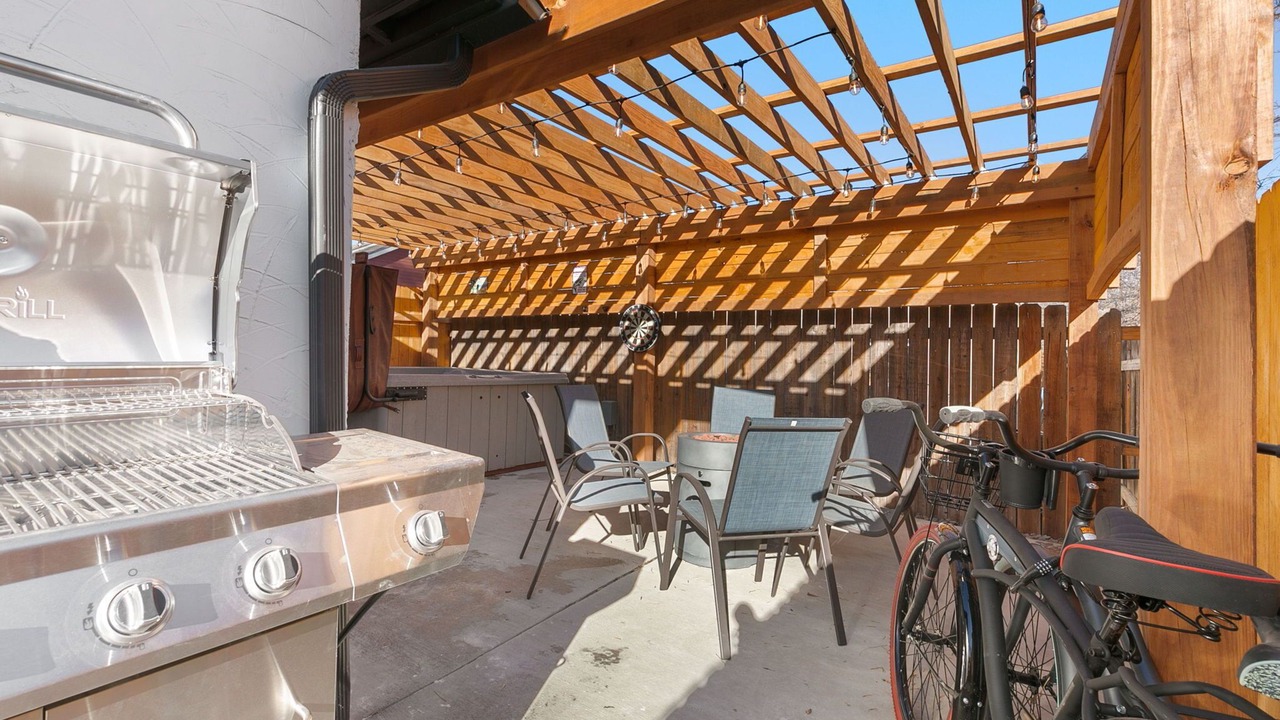 Photo of Outdoor in University North