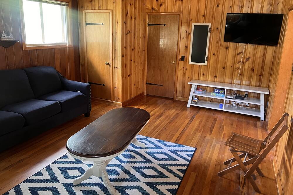 Photo of Livingroom in Beulah