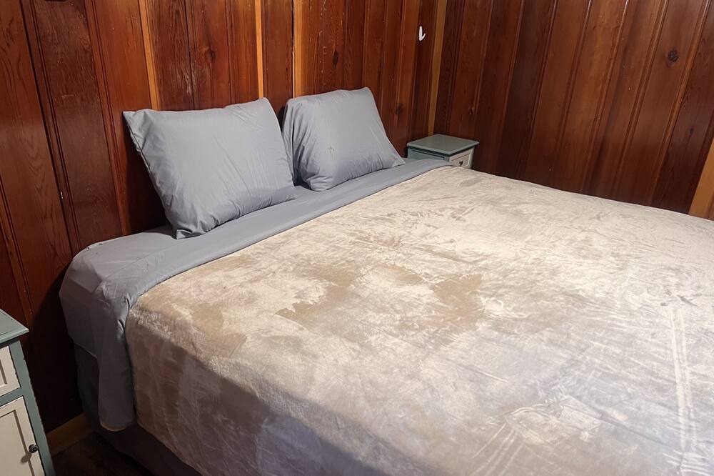 Photo of Bedroom in Beulah