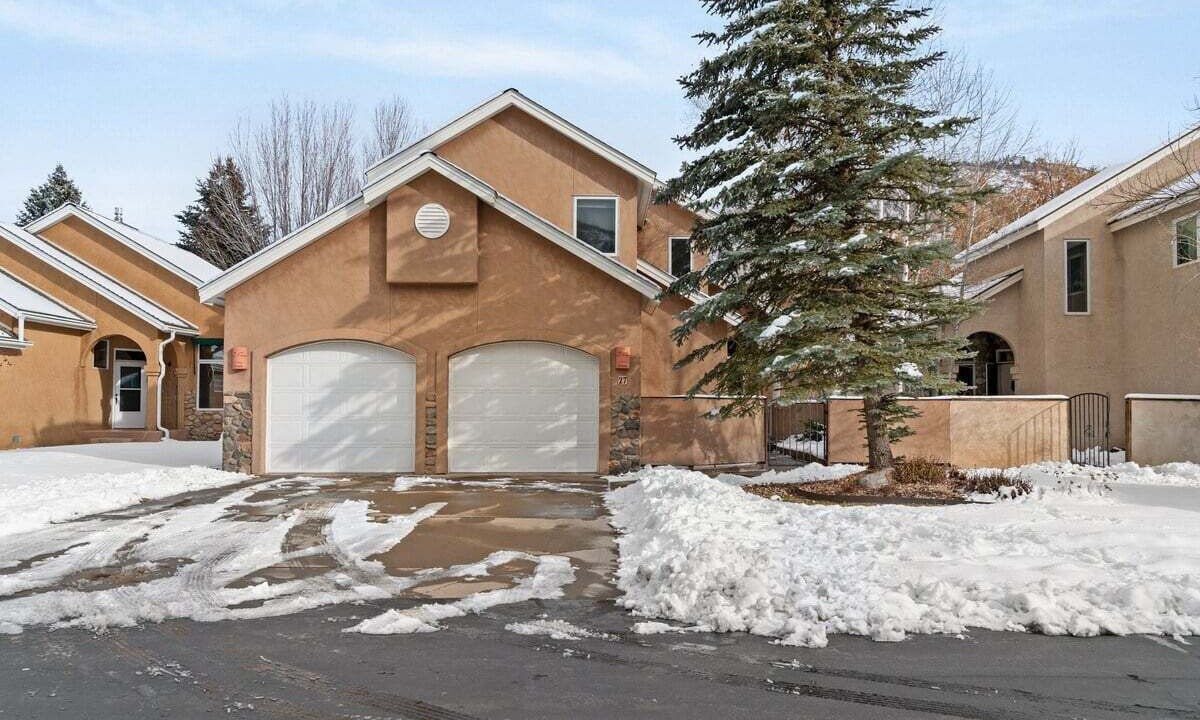 Photo of Outdoor in Dalton Ranch
