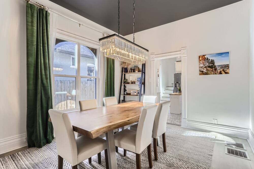 Photo of Livingroom in City Park West