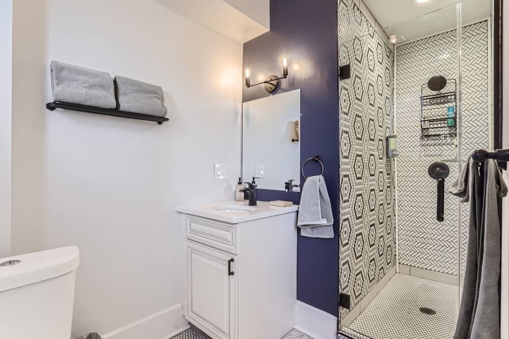 Photo of Bathroom in City Park West