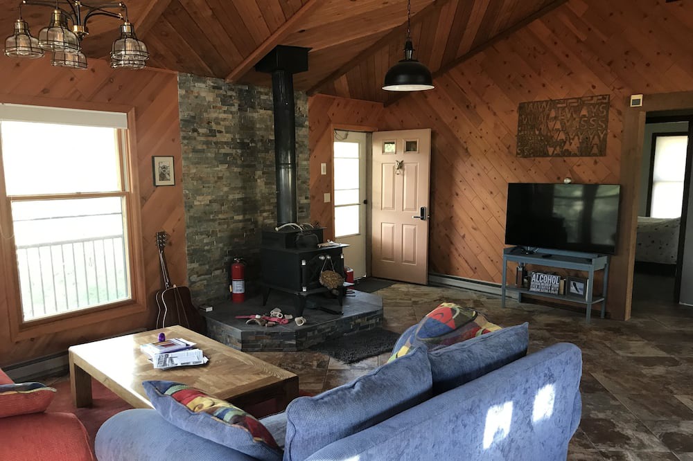 Photo of Livingroom in Beulah