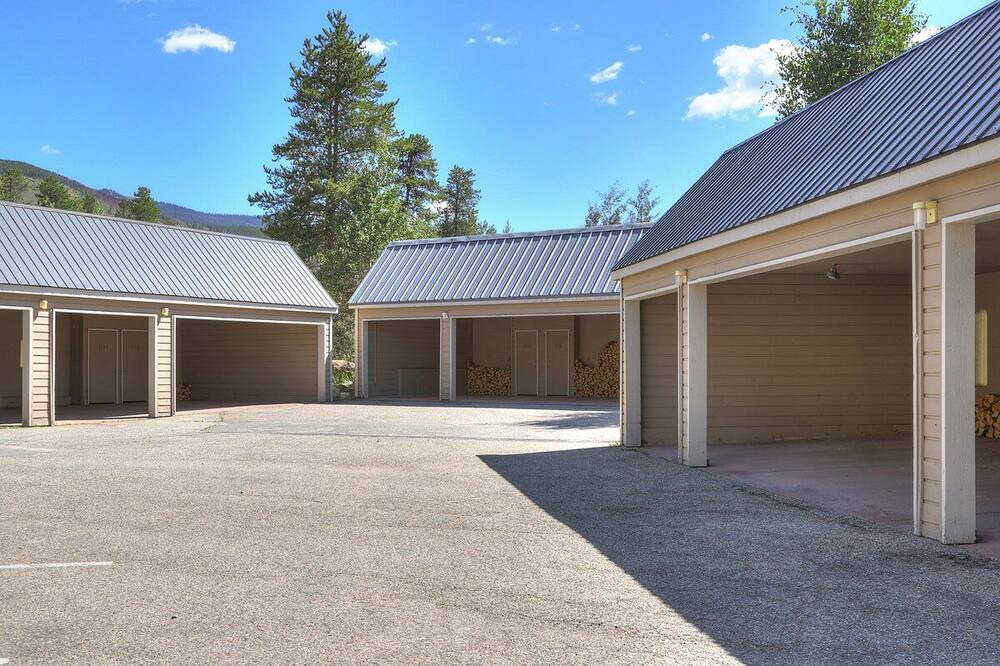 Photo of Outdoor in Summit Cove